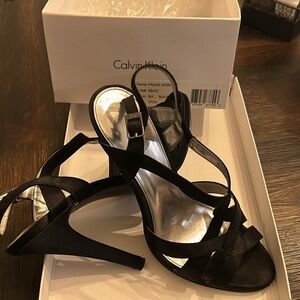 Calvin Klein black satin 7.5 heels excellent condition